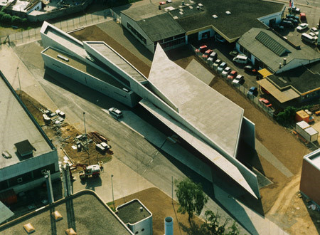 ĻƲο-Vitraվ-_ϵ-Zaha_Hadid